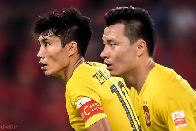 郑智梅开二度,恒大主场大胜泰达继续领跑积分榜,气势如虹 郑智梅开二度,恒大主场大胜泰达继续领跑积分榜,气势如虹