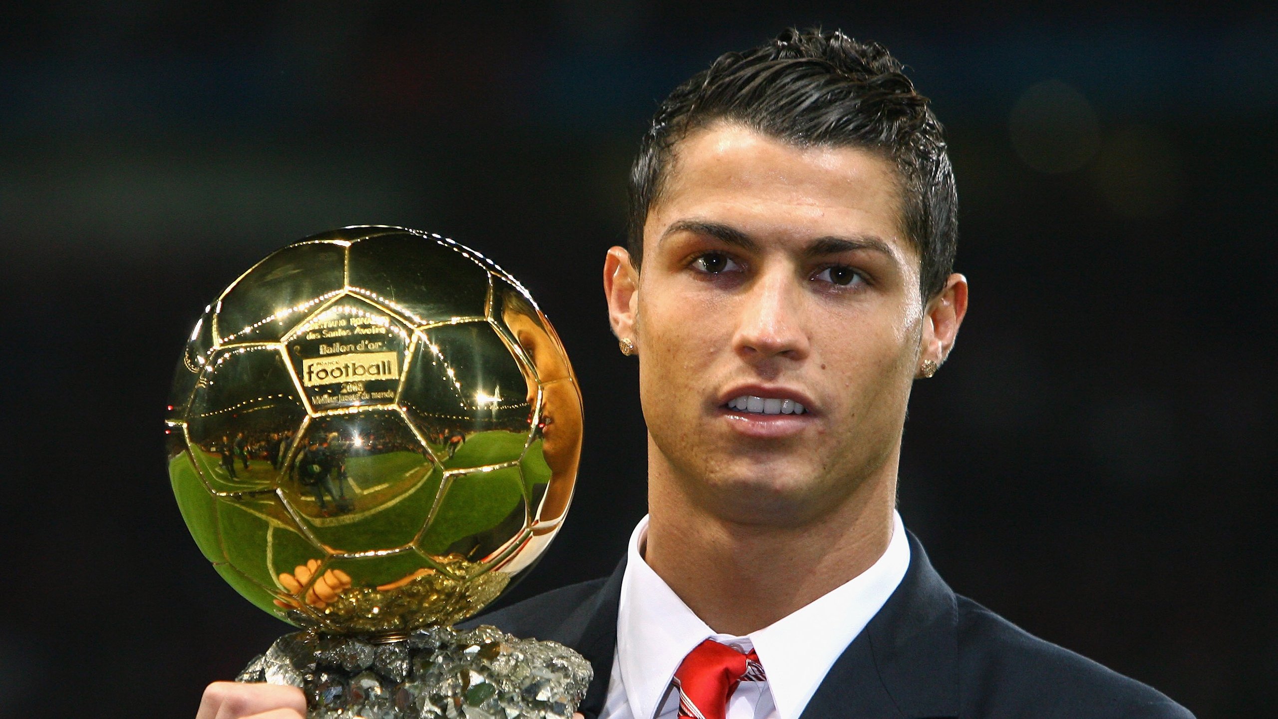 卡瓦哈尔单骑救主!秘鲁绝地反击,正面碾压马里展现南美硬实力